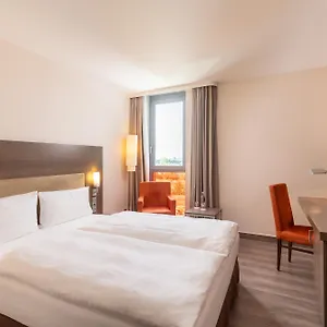 Intercityhotel Berlin Brandenburg Airport 4* Schönefeld