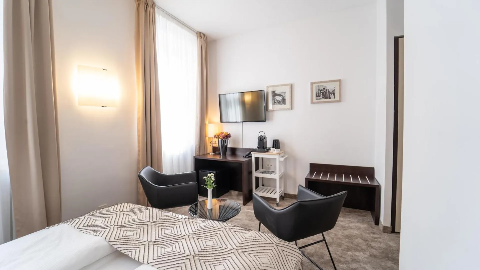 Galerie Hotel Bad Reichenhall 4*,